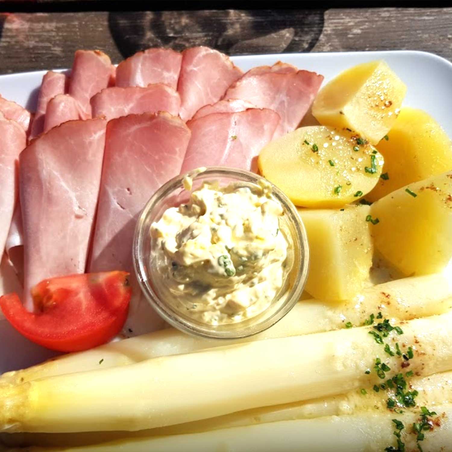 Ristorante per piccoli eventi con giardino a Caldaro